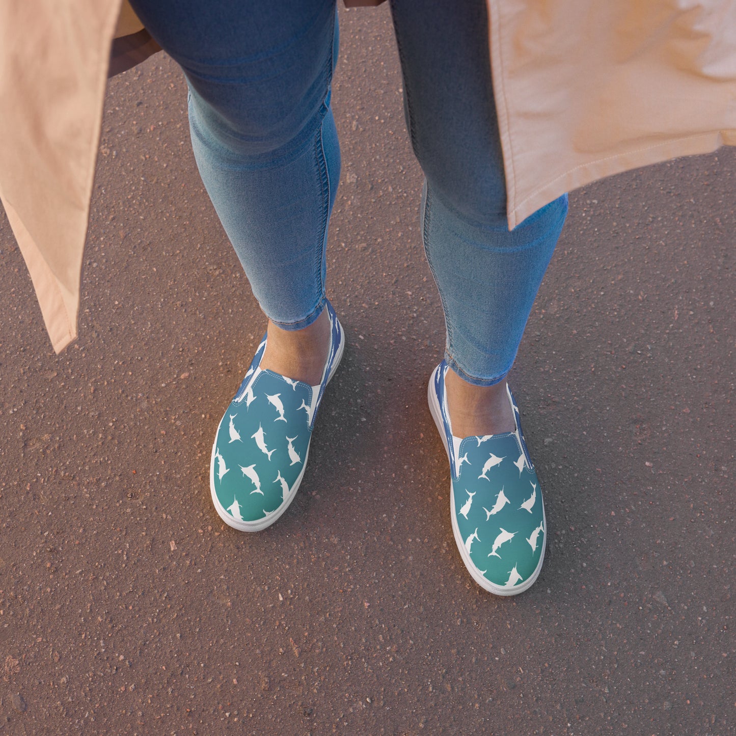 Green blue ombre white marlin Women’s slip-on canvas shoes